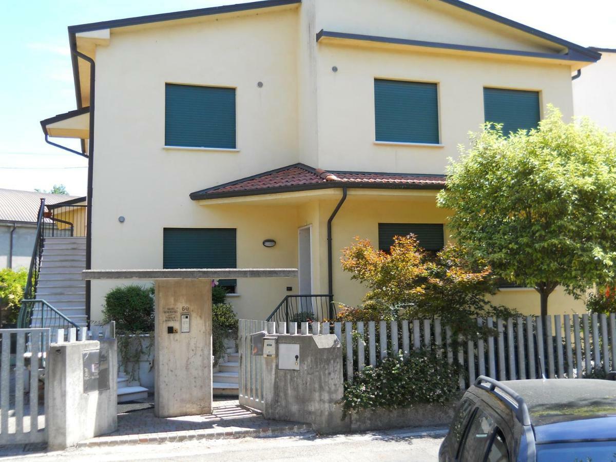"Villa Bruna" 莱尼亚戈 外观 照片